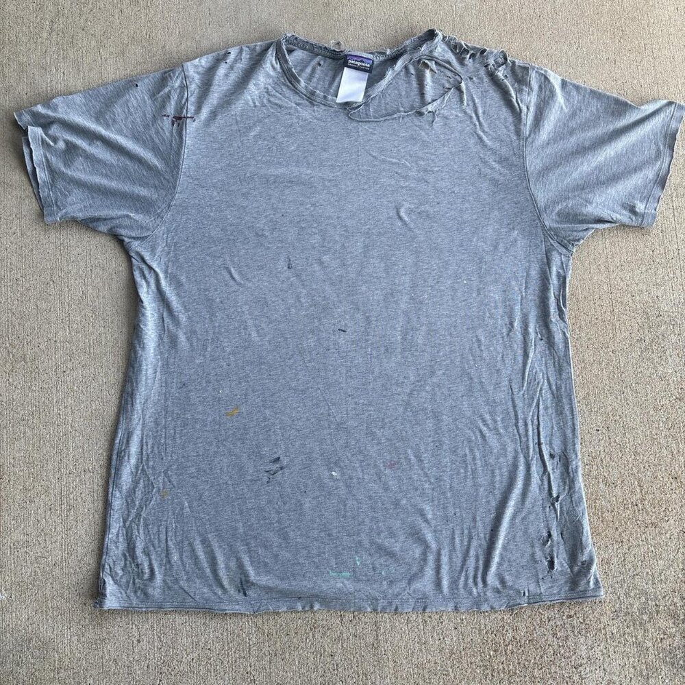 Vintage Patagonia T-Shirt Men's XL Gray Distressed Grunge Punk